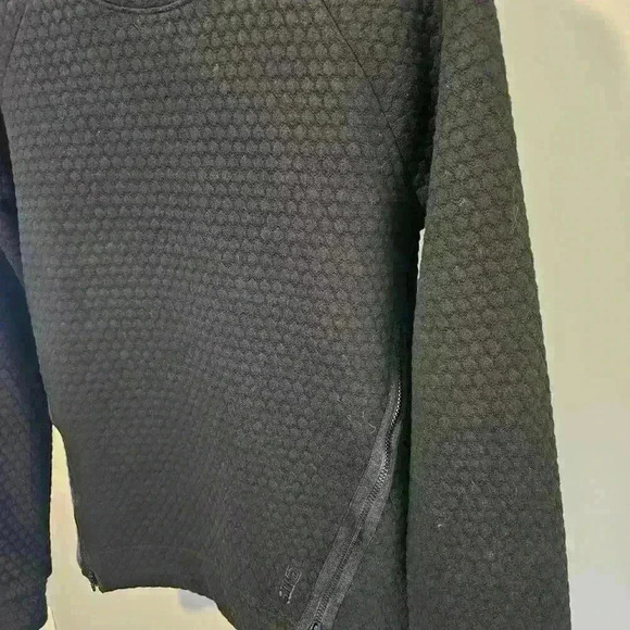 5.11 Tactical Black Sweatshirt with Unique Zipper Detail - Picture 4 of 5